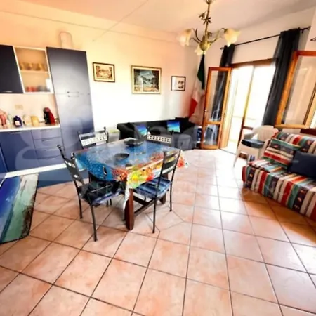 别墅 La Casa Di Ornella E Alfio Mellet